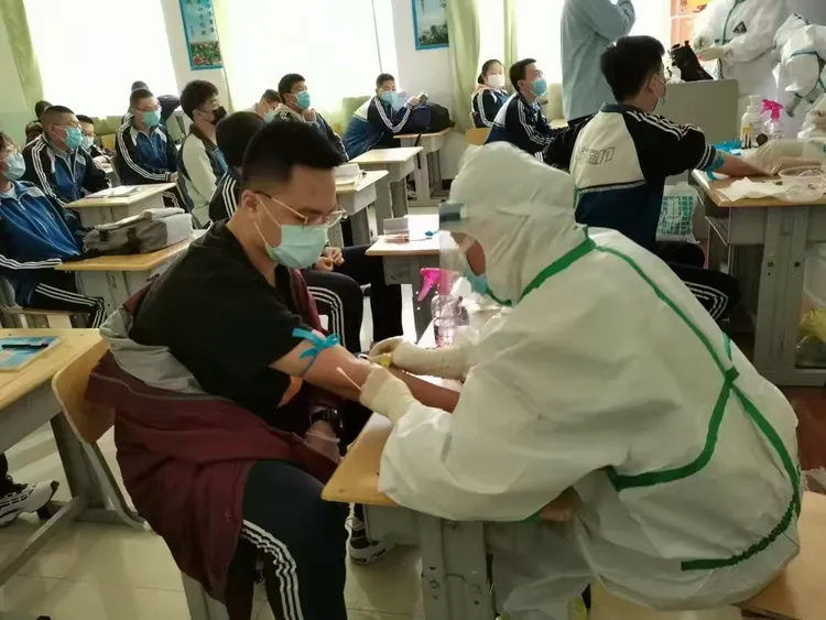 包含训练课后体能课后，马德里竞技临场应变备战NBA季后赛，赛场秩序良好，医务组通报恢复的词条