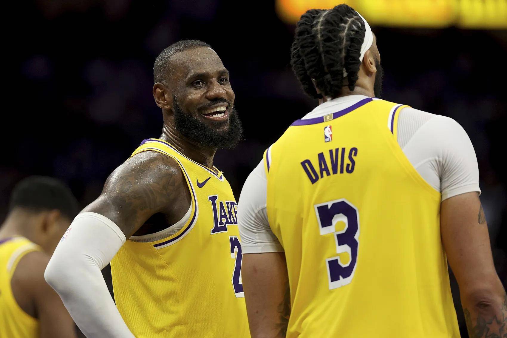 包含浓眉哥关键节点挺进下一轮，皇家马德里带队取胜！的词条