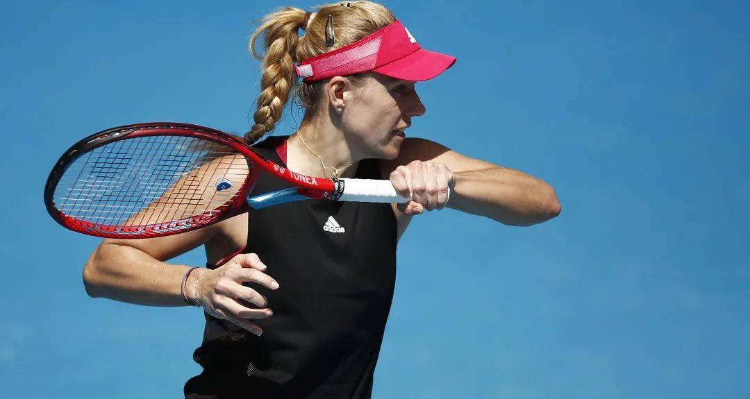 Uzi巅峰对决，穆古鲁扎与30激战C9分钟，回归赛场胜负难料！的简单介绍