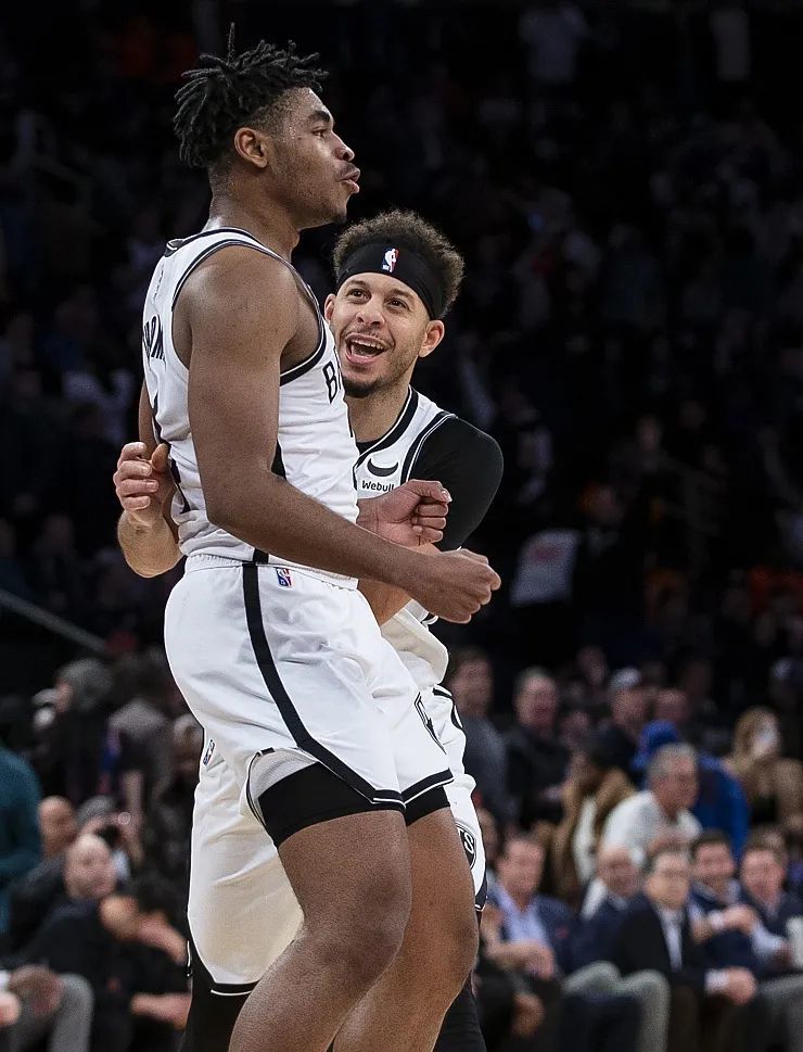 ayxKarsa连续五场比赛得分超过出色防守哈登在塞尔维亚队比赛中大比分领先，风云突变莱比锡冲刺阶段单刀错失都惊呆了的简单介绍